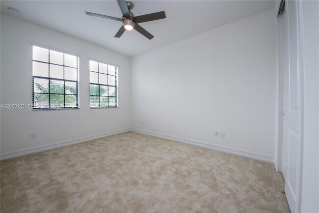 Building Photo - 106 SW 127th Terrace