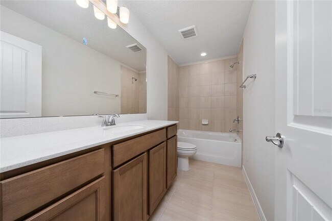 Building Photo - 2273 Mossy Vine Ave