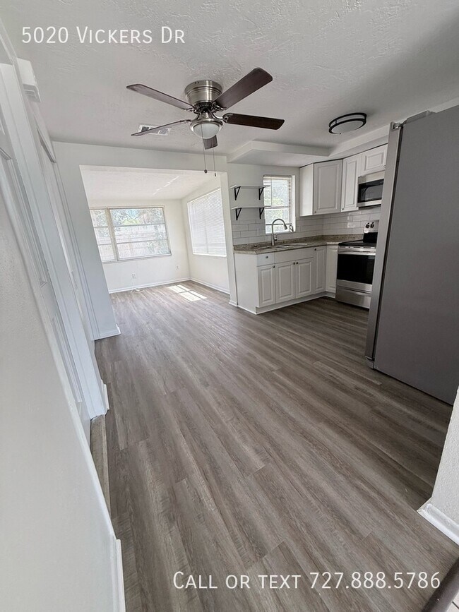 Building Photo - 5020 Vickers Dr