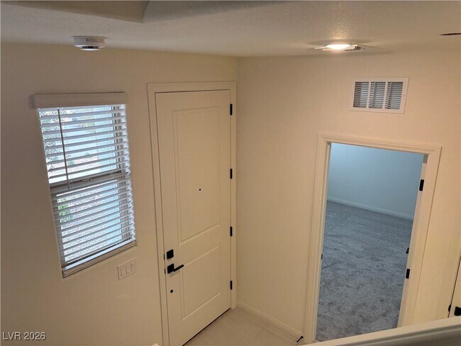 Building Photo - 1505 Little Penguin St