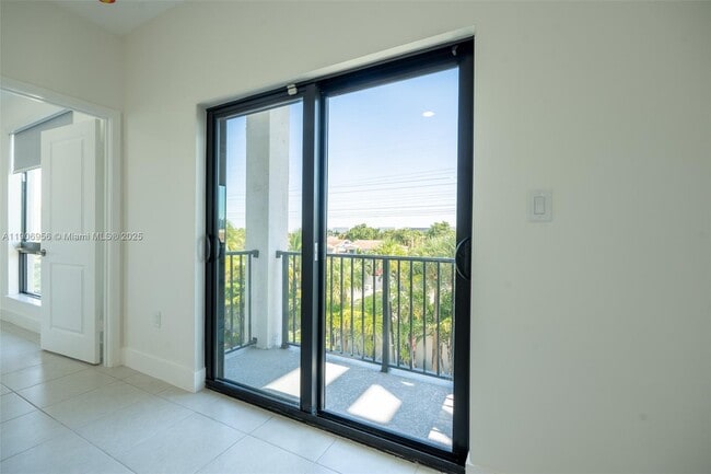 Building Photo - 8001 NW 41st St