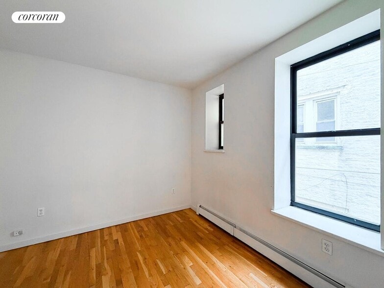 Building Photo - 230 54th St