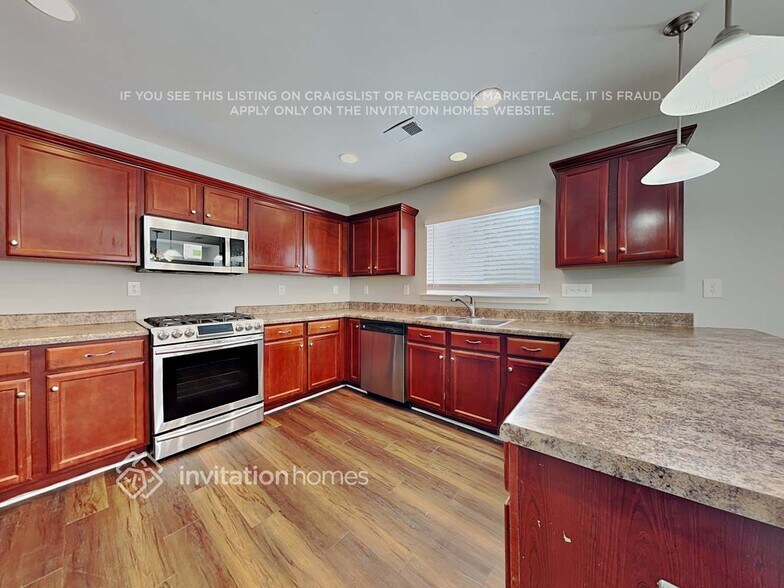 Building Photo - 1016 Kings Mountain Ln