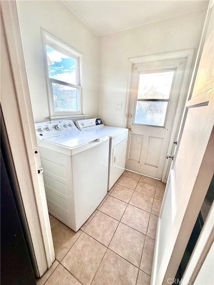 Building Photo - 15523 Ruthelen St