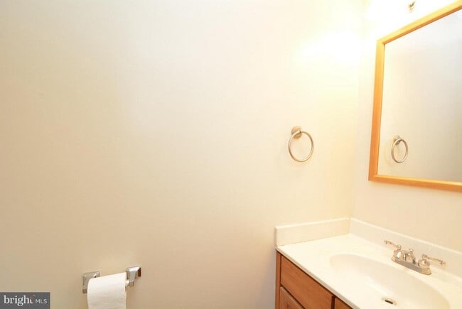 Building Photo - 10249 Quiet Pond Terrace