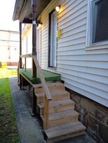 Building Photo - 433 Ferndale Ave