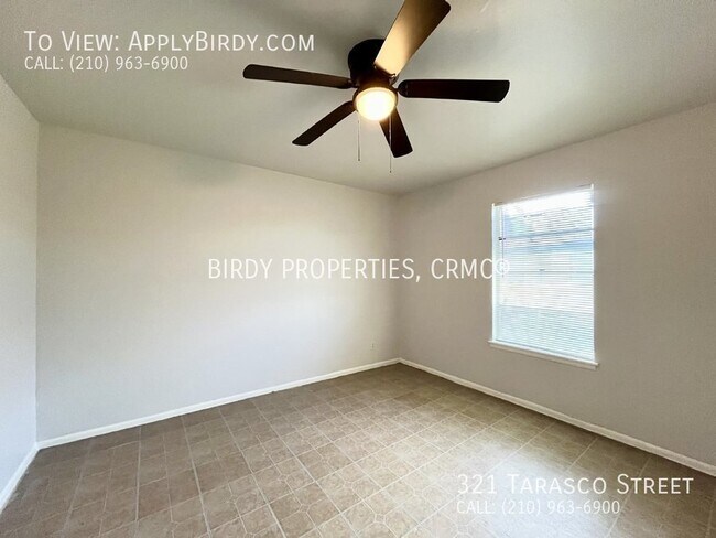 Building Photo - Charming 2-Bedroom Duplex in San Antonio, ...