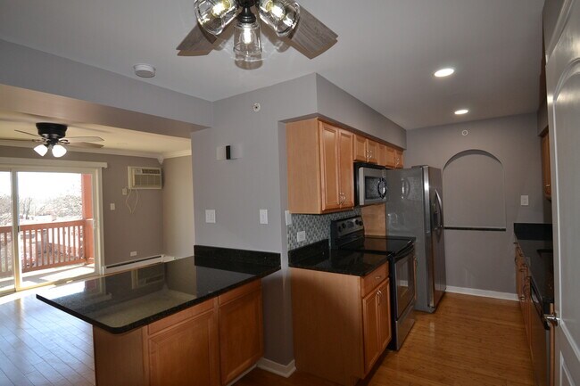 Building Photo - 17528 71st Ave