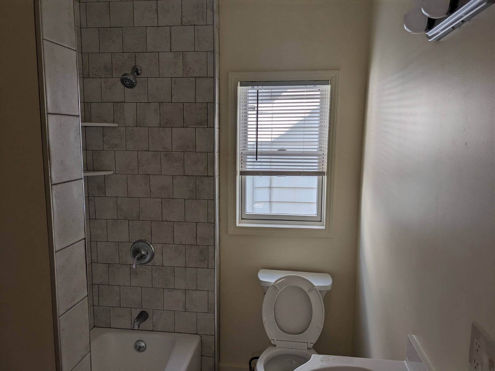 Building Photo - 9 Gould Ave