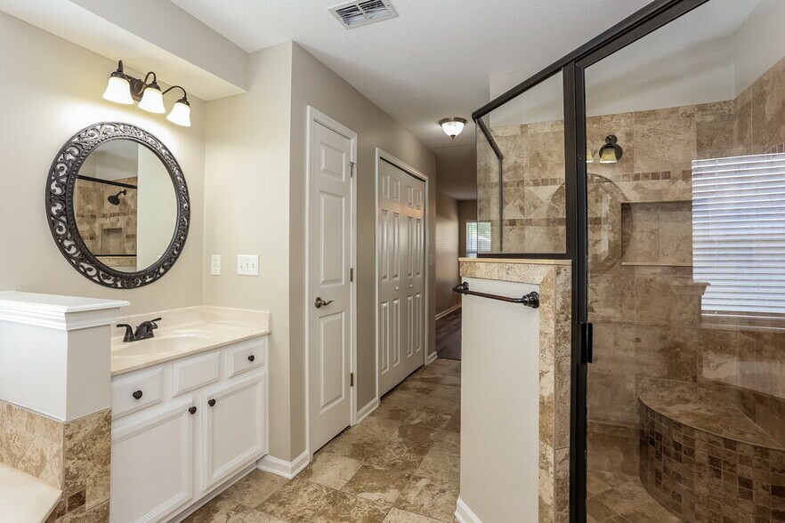 Building Photo - 1333 Grey Feather Ln