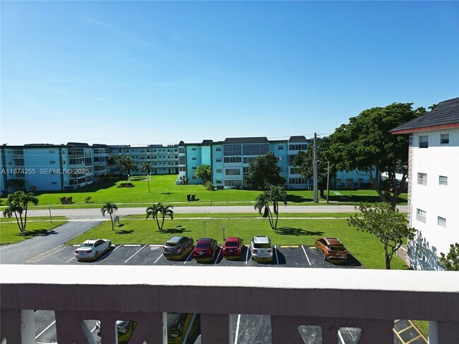 Building Photo - 4140 NW 44th Ave