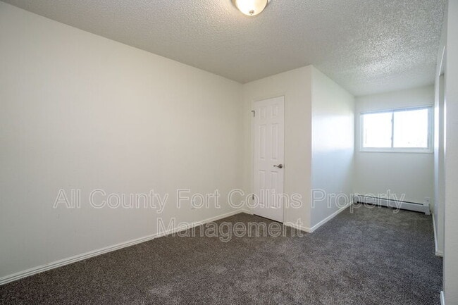 Building Photo - 1434 S Dotsero Dr