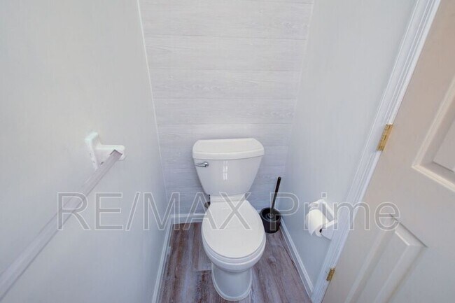 Building Photo - 427 Las Gaviotas Blvd