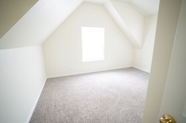 Building Photo - 2970 Janes Creek Dr