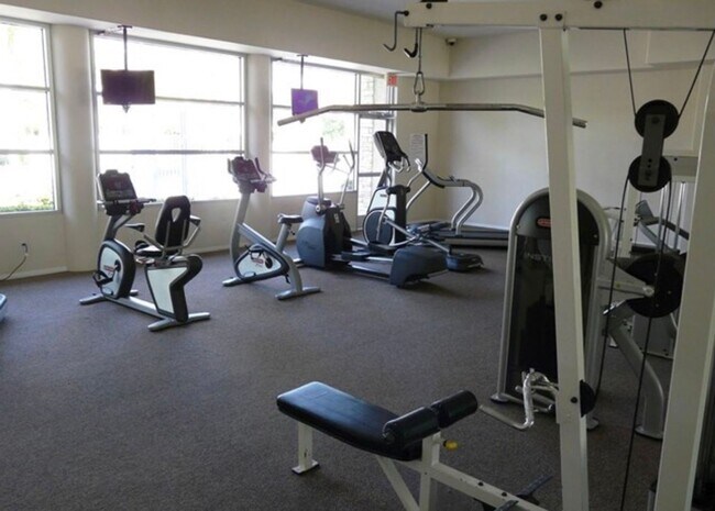 Building Photo - Stylish 2 Bedroom 2 Bathroom 1 Car Garage with Resort Style Amenities in Prime Temecula Location