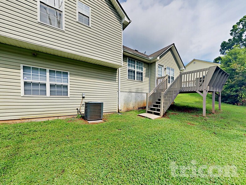 Building Photo - 2230 Telluride Dr