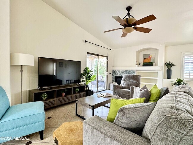 Building Photo - 12361 N Globe Mallow Pl