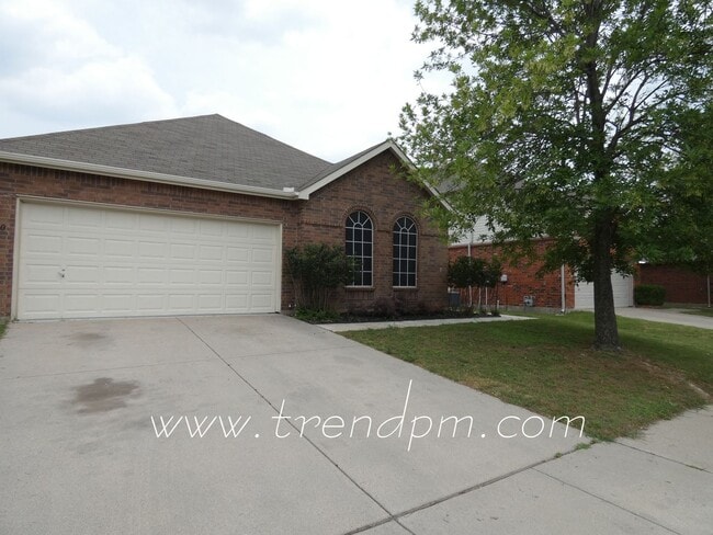 Building Photo - 9020 Belvedere Dr