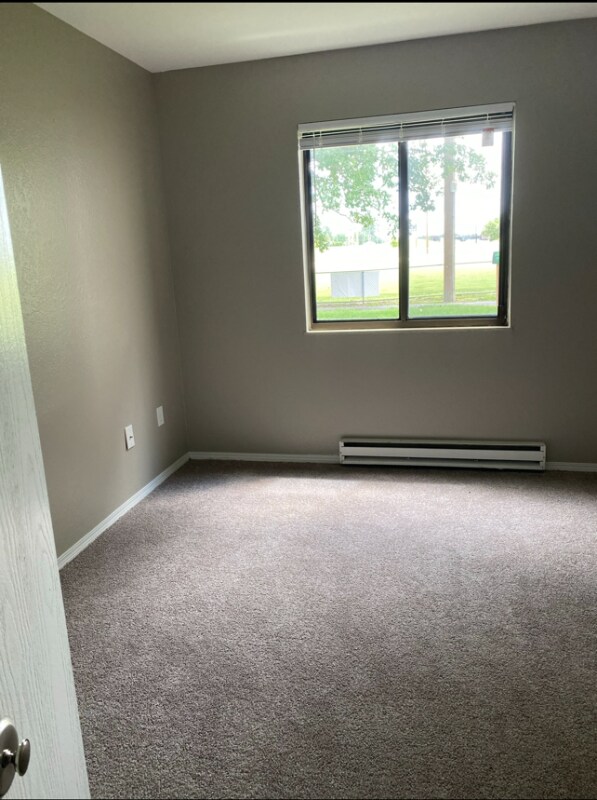 Building Photo - 505 N Main St