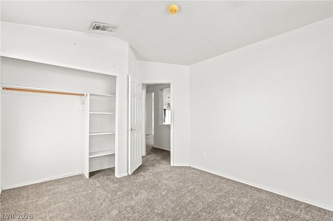 Building Photo - 1815 Stablegate Ave