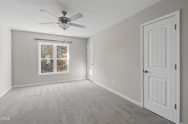 Building Photo - 129 Longleaf Pine St