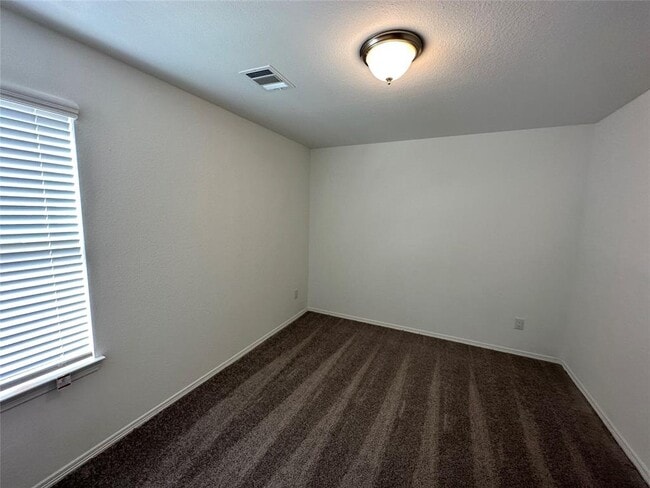 Building Photo - 16496 Moss Ln