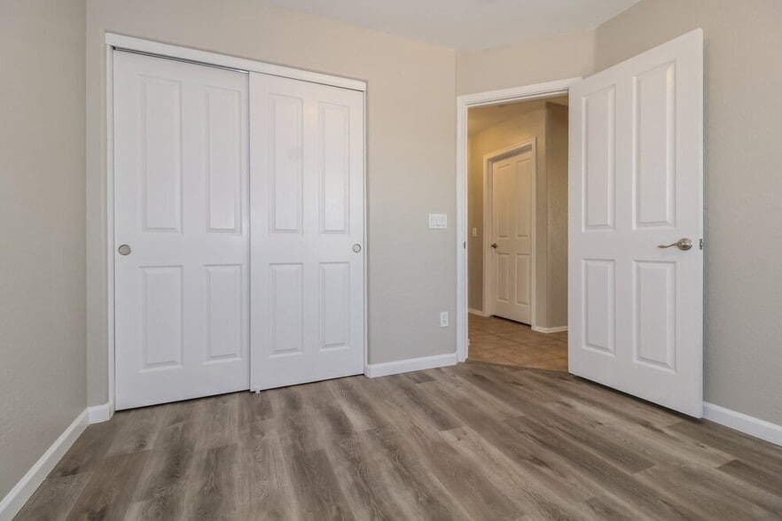 Building Photo - 14815 N Tonya Cir