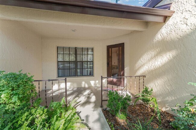 Building Photo - 4240 Creekwood Ln