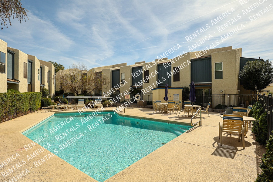 Building Photo - 2946 N 14th St