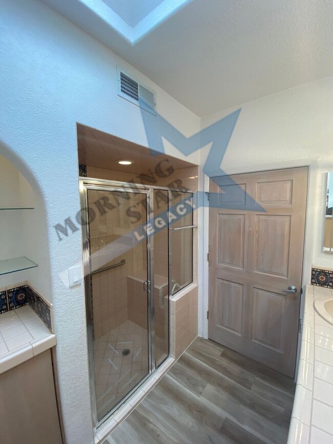 Building Photo - VIEWS!!  Spacious home in Picacho Hills!