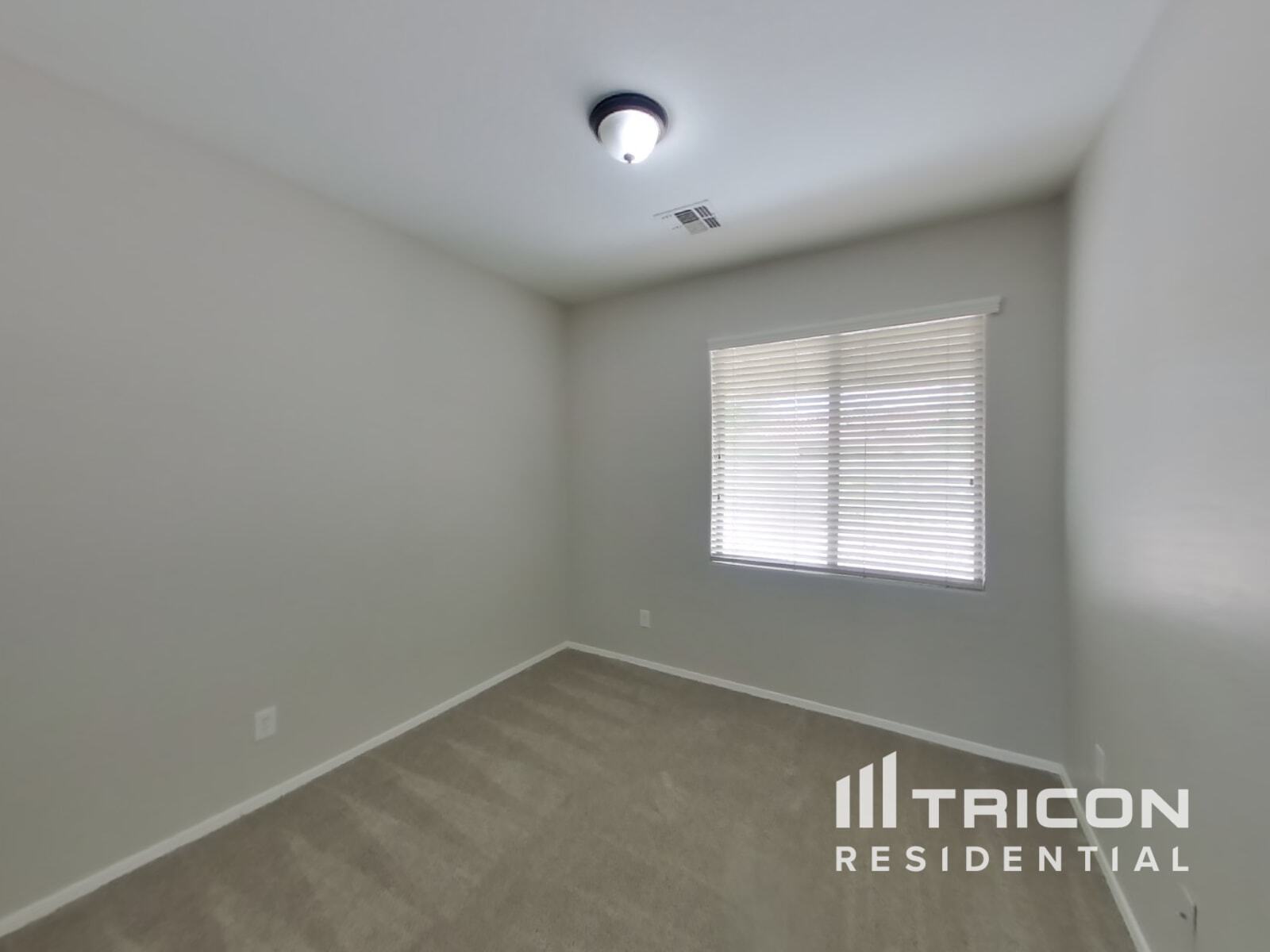 Building Photo - 8809 W Gardenia Ave