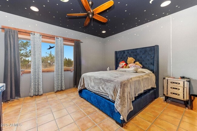 Building Photo - 1 Pinto Trail