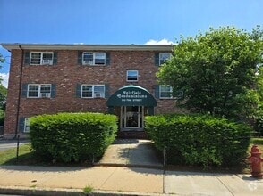 Building Photo - 549 Pine St