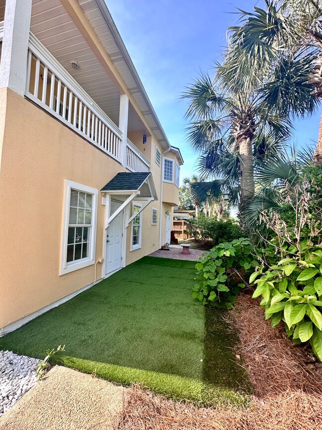 Building Photo - Live Near the Water – 3-Bedroom Home with ...