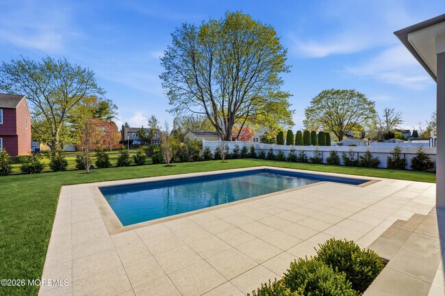 Building Photo - 84 Cooper Ave