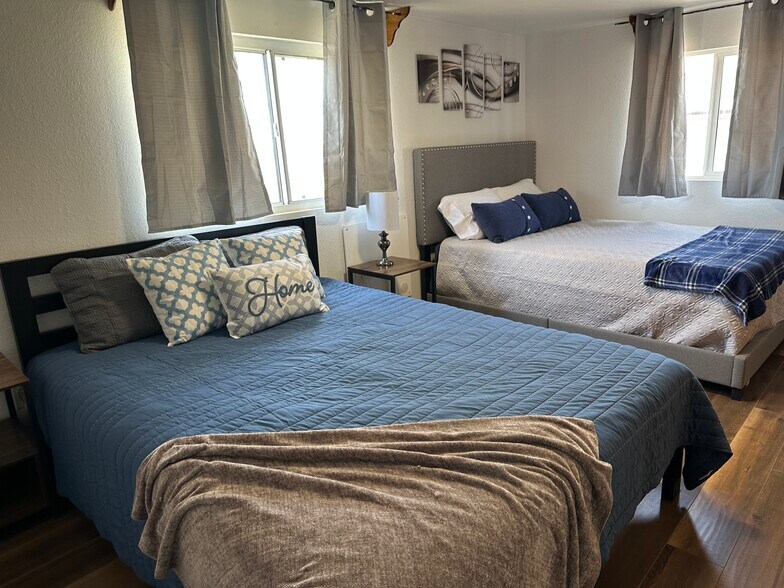 Building Photo - 1949 Daggs Loop