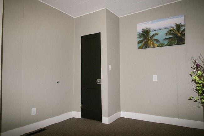 Building Photo - 3 Bedroom, 1 Bathroom Home for Rent in Evansdale, Ia