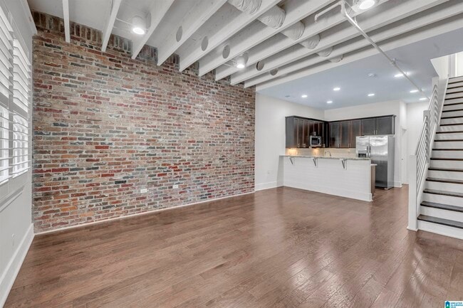 Building Photo - 708 Barristers Ct