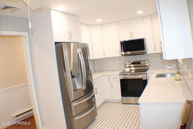 Building Photo - 29A Birchwood Dr