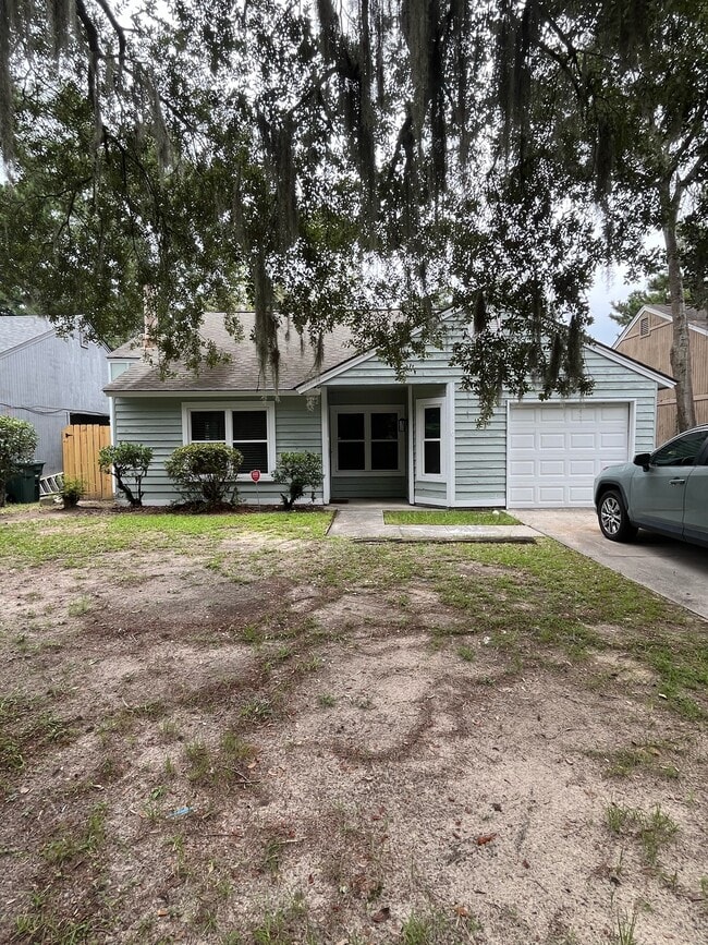 Primary Photo - 110 Peachtree Dr