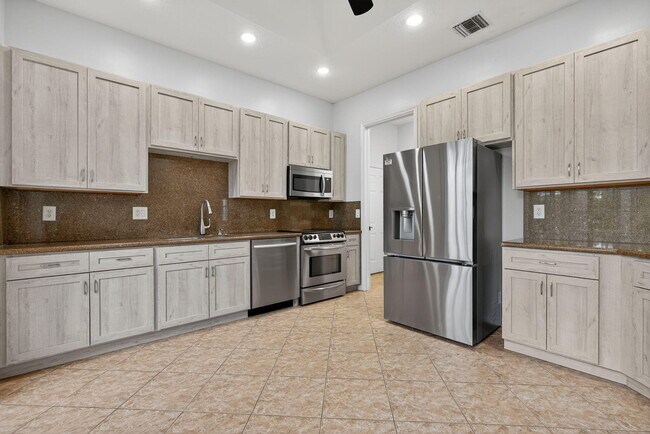 Building Photo - 130 Mangrove Bay Way