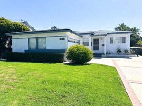 Building Photo - 23514 Susana Ave