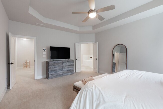 Building Photo - Modern Living in Heights at Grant Park – Prime Atlanta Location Near BeltLine & East Atlanta Village