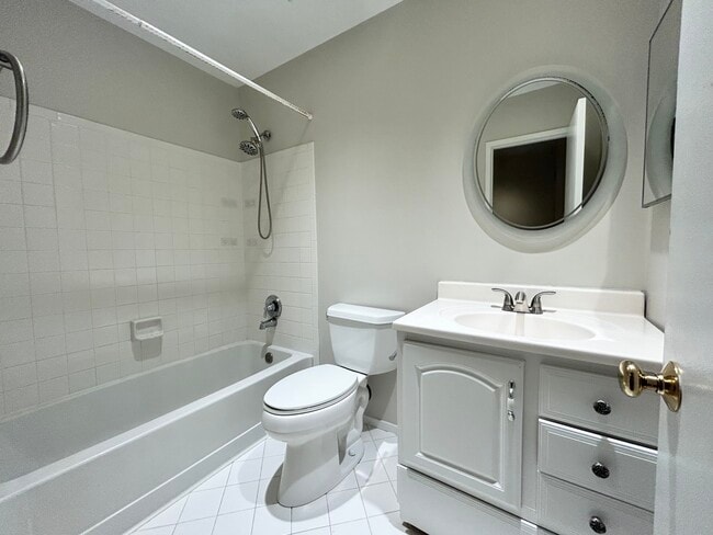 Building Photo - 10378 Bridgetown Pl