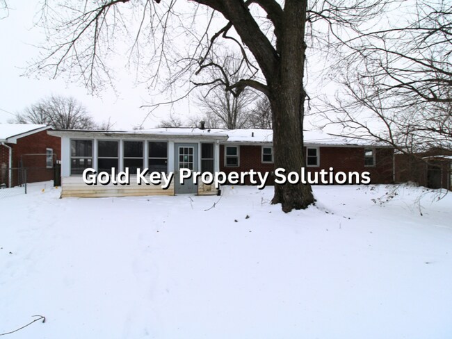 Building Photo - 3 Bedroom 1 Bath Brick Ranch Home w/ Fenced Backyard (SECTION 8 APPROVED)