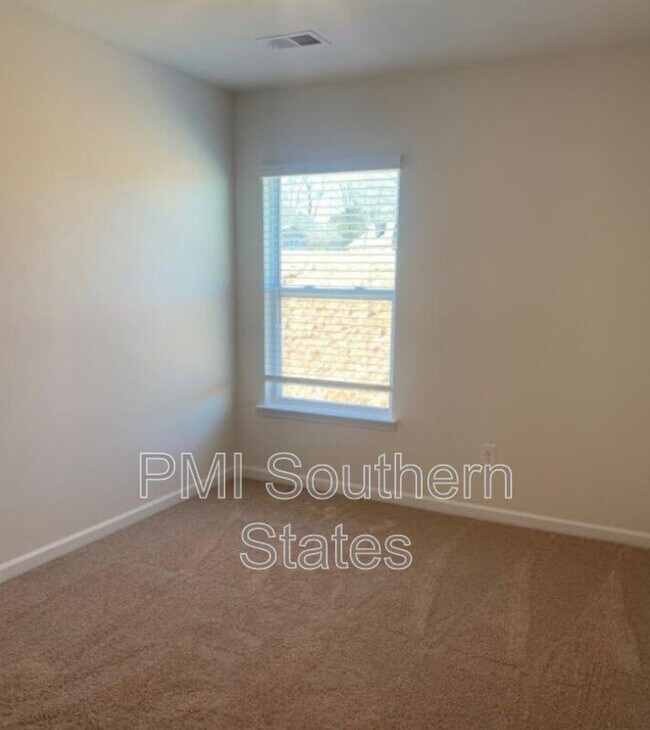 Building Photo - 449 Sea Grit Ct