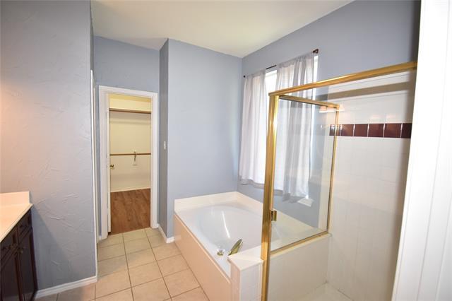 Building Photo - 2512 Trailwest Ln