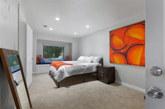 Building Photo - 3811 Lenel Dr