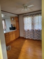 Building Photo - 96 Huetter Ave