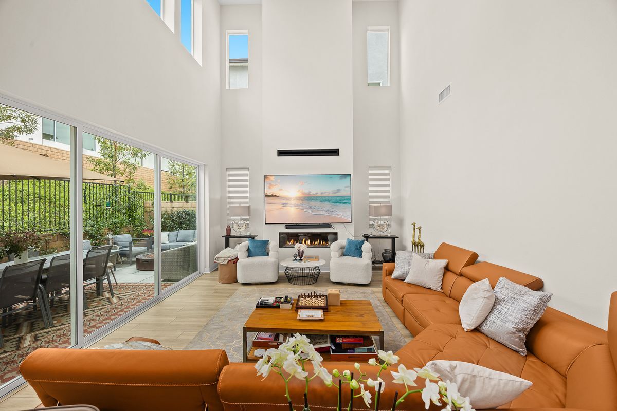 Building Photo - 478 Sycamore Dr